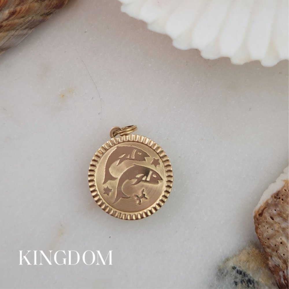 Vintage 10 K Gold "Pisces" Charm Pendant